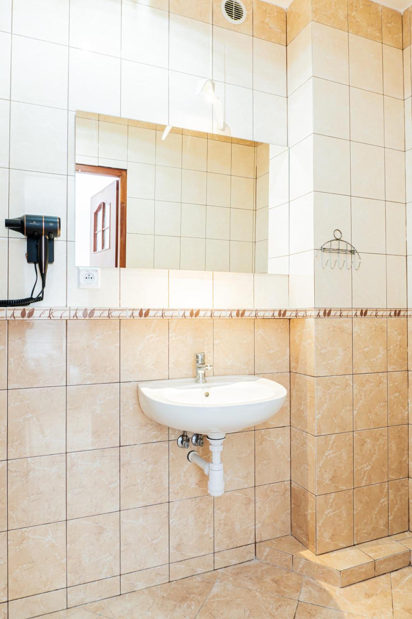 Pokoje Goscinne Raf-Tur - Sala Zabaw, Grill - Idealny Dla Rodzin Z Dziecmi Ostrowo  Kültér fotó